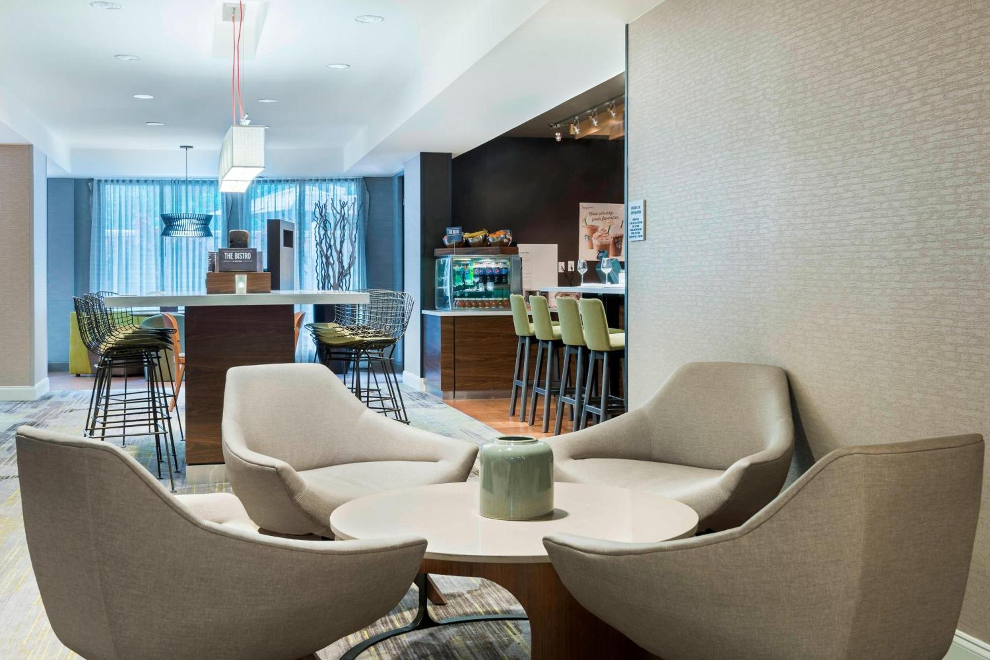 Отель Courtyard Sarasota Bradenton Airport Экстерьер фото