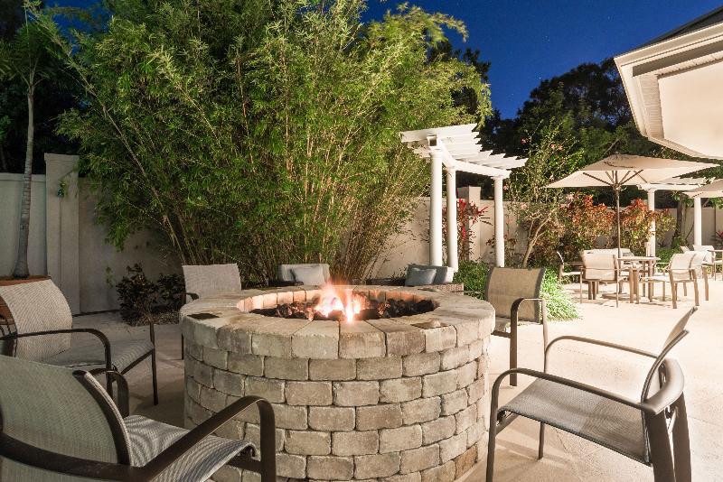 Отель Courtyard Sarasota Bradenton Airport Экстерьер фото